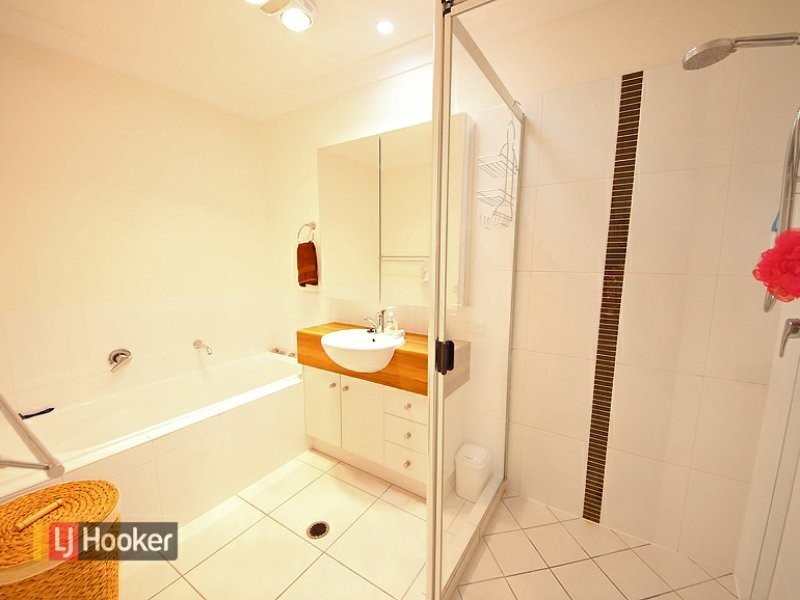 9 Jowarra Street, Kallangur QLD 4503