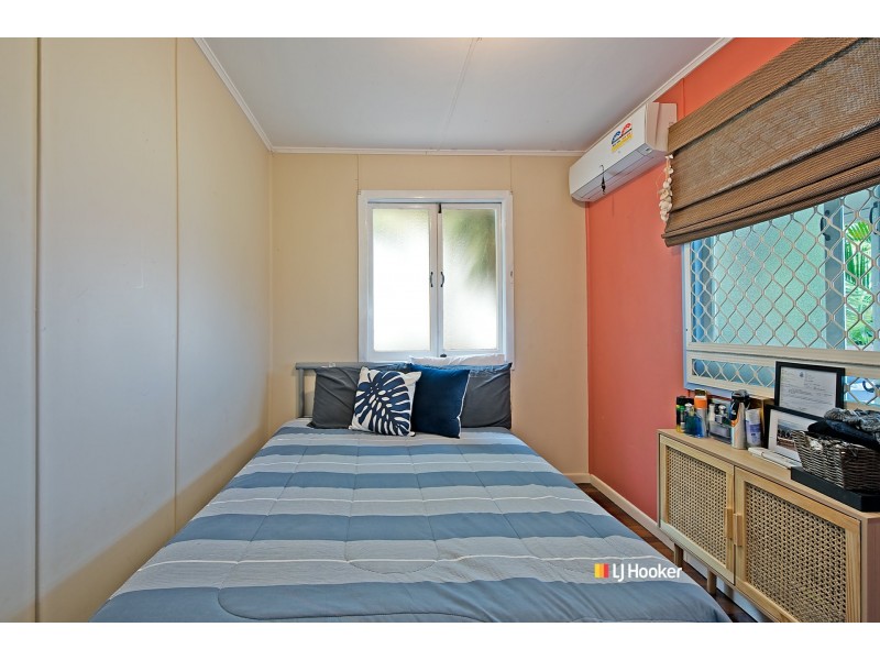 8 Andrew Street, Kallangur QLD 4503