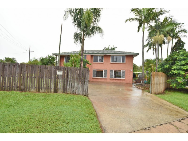 1 Arran Court, Strathpine QLD 4500