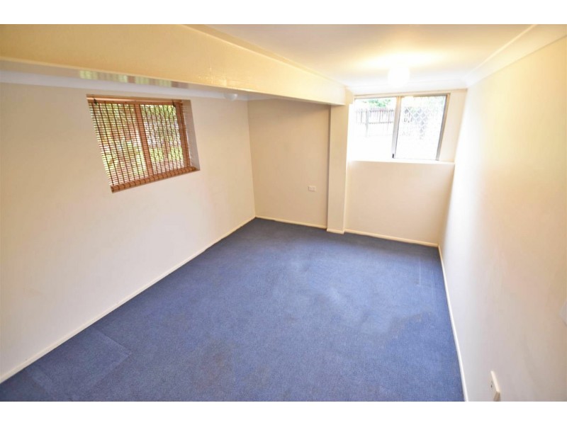 1 Arran Court, Strathpine QLD 4500