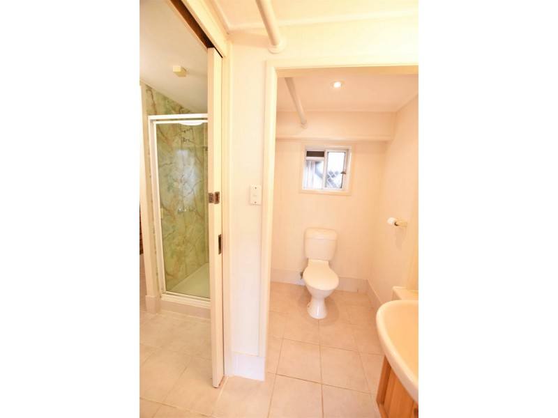 1 Arran Court, Strathpine QLD 4500