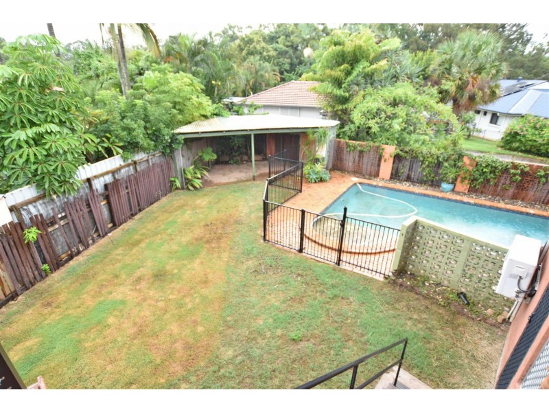 1 Arran Court, Strathpine QLD 4500