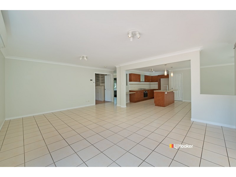 11 Swordgrass Court, Kallangur QLD 4503