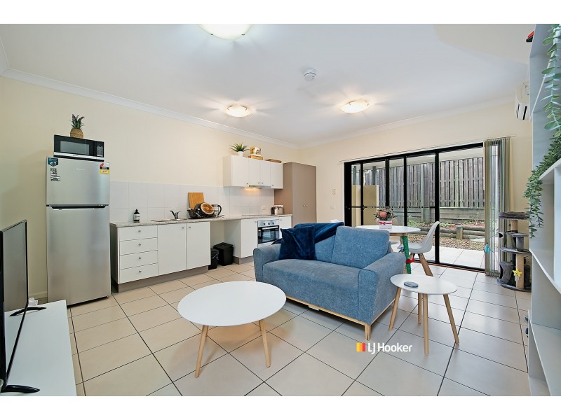 2/3 Swordgrass Court, Kallangur QLD 4503