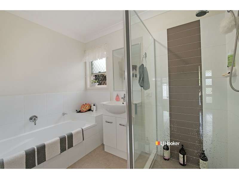 11 Olsen Circuit, Kallangur QLD 4503