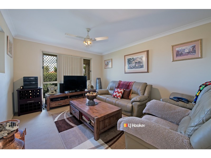 12 Mowbray Court, Kallangur QLD 4503