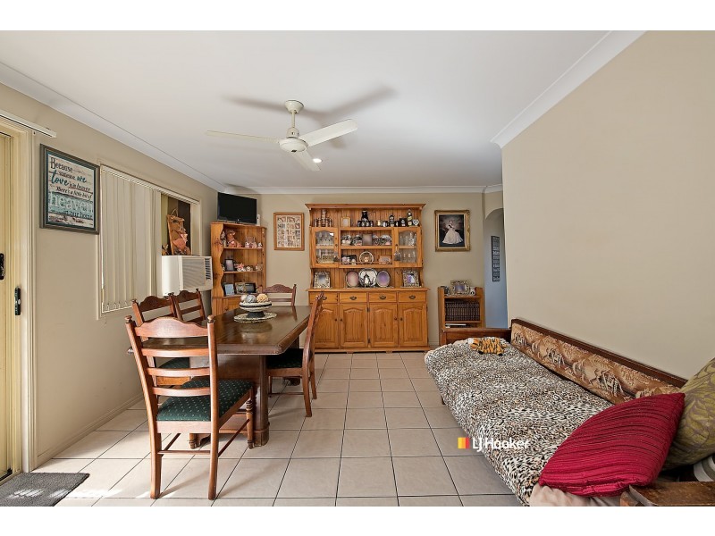 12 Mowbray Court, Kallangur QLD 4503