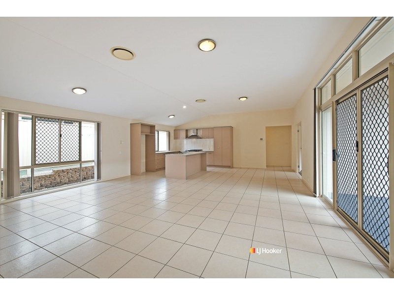 35 Sunstone Circuit, Mango Hill QLD 4509