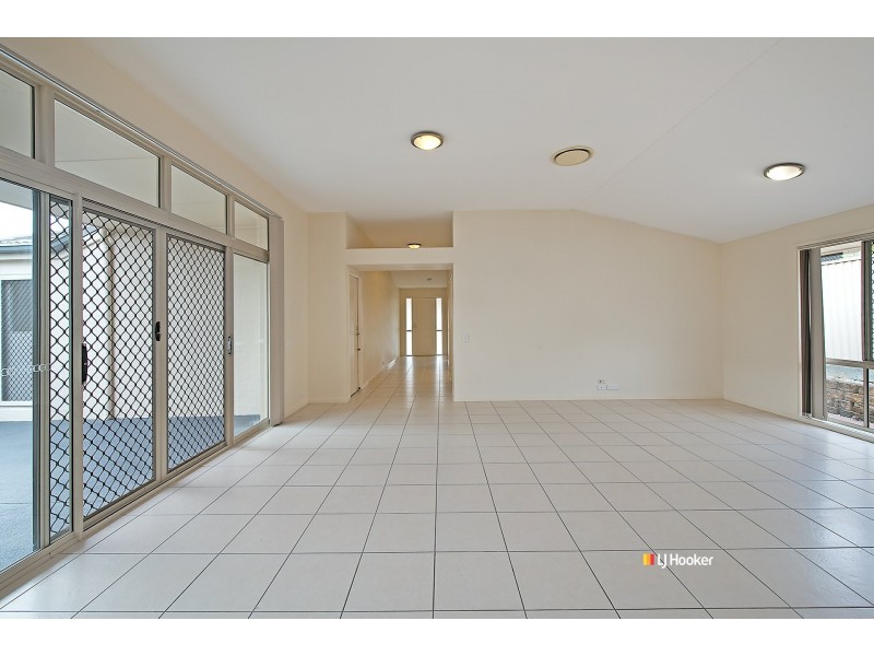 35 Sunstone Circuit, Mango Hill QLD 4509