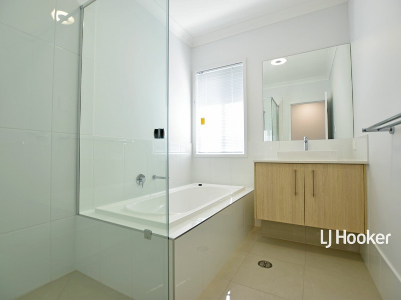 6 Tarsier Street, Dakabin QLD 4503