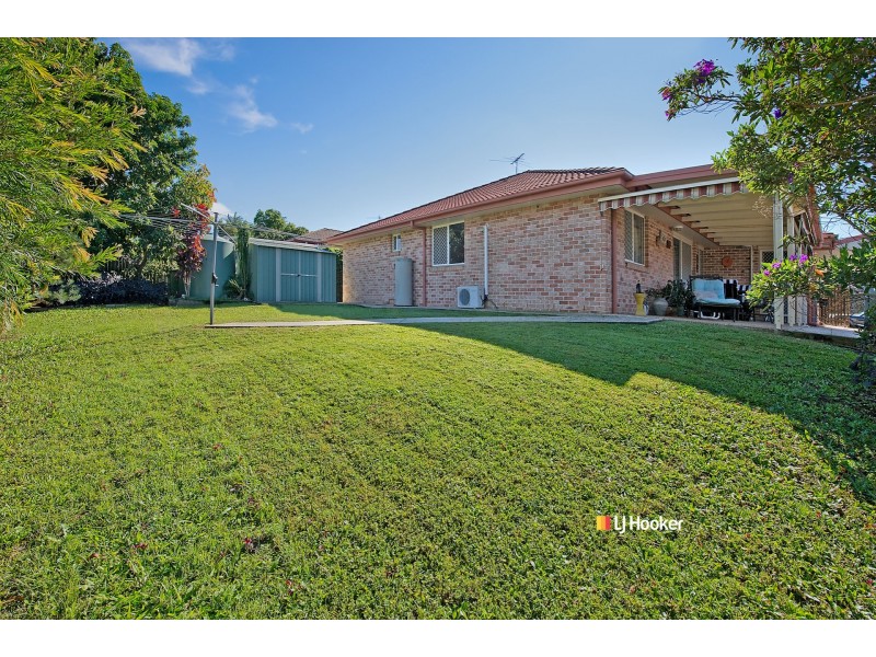 8 Azure Crescent, Griffin QLD 4503