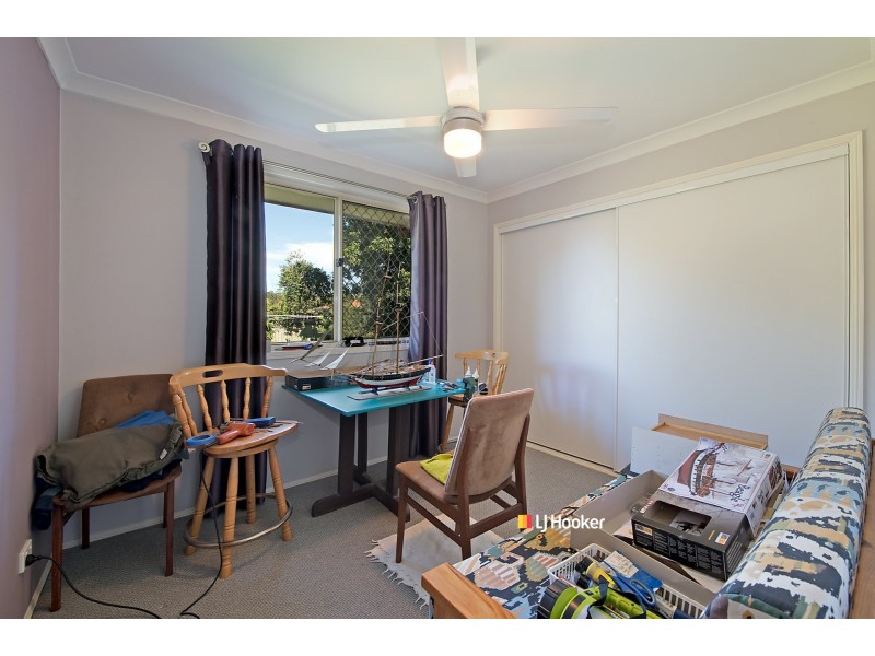 8 Azure Crescent, Griffin QLD 4503