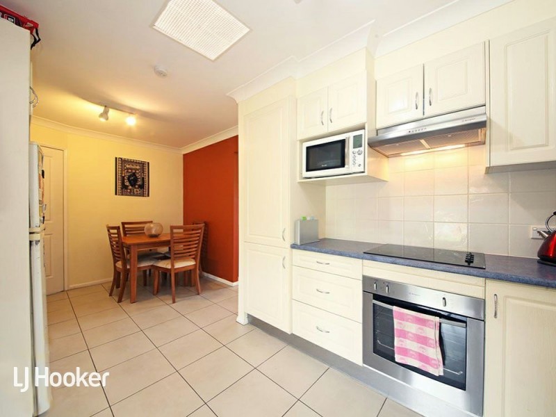 16 Wood Court, Kallangur QLD 4503