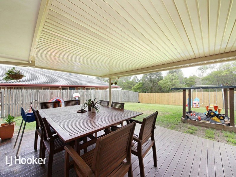 16 Wood Court, Kallangur QLD 4503