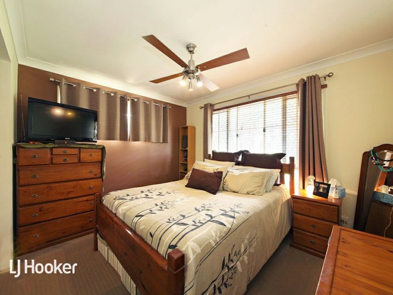 16 Wood Court, Kallangur QLD 4503