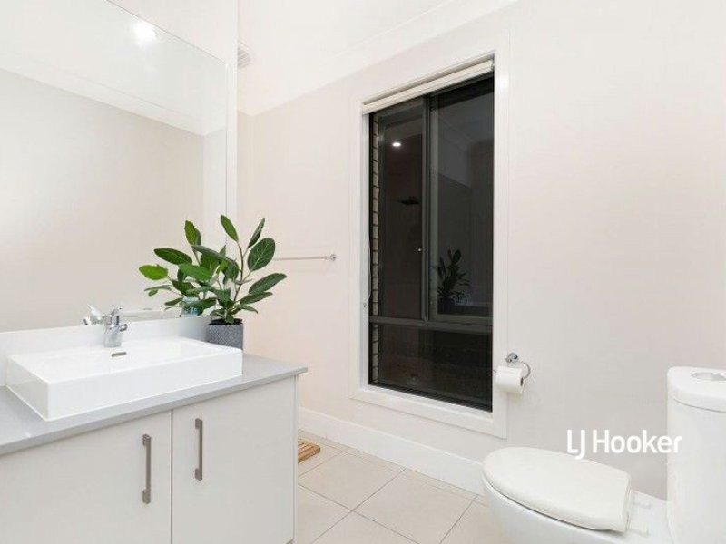 28 Noble Crescent, Narangba QLD 4504