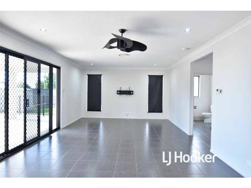 19 Ascot Crescent, Kallangur QLD 4503