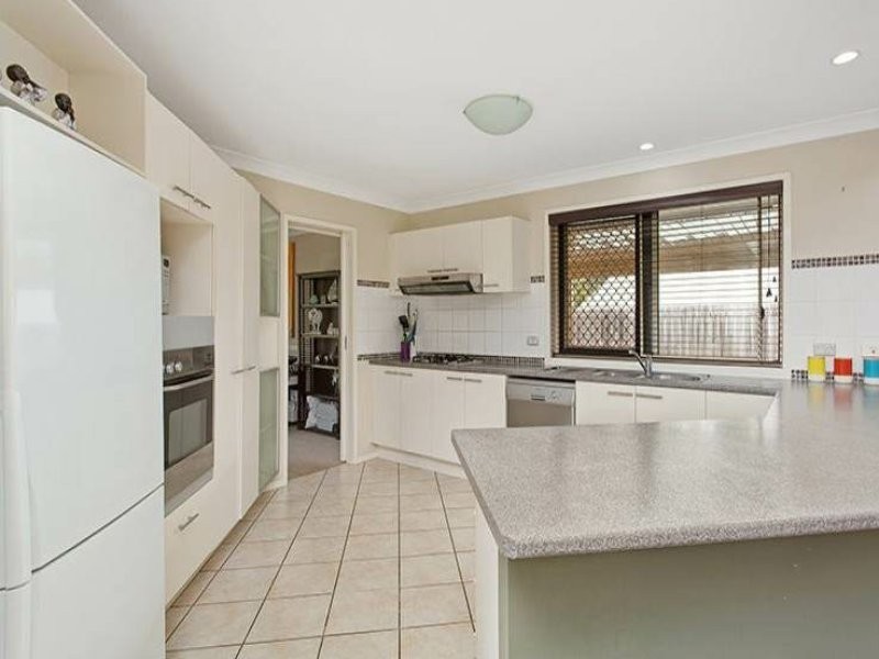 2 Boobook Court, Narangba QLD 4504