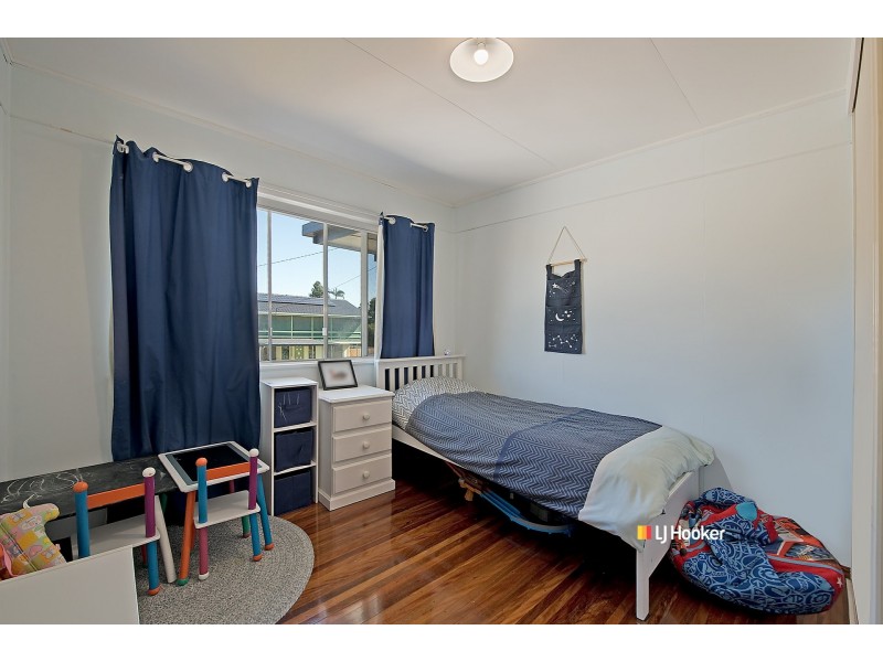 24 Mark Street, Kallangur QLD 4503