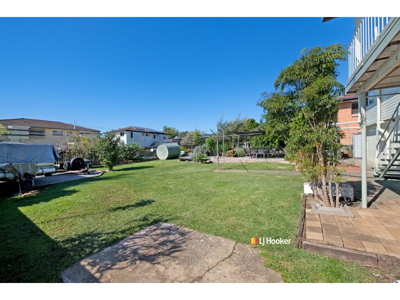 24 Mark Street, Kallangur QLD 4503