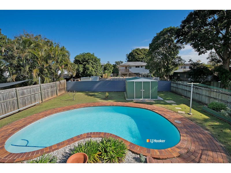 25 Andrew Street, Kallangur QLD 4503