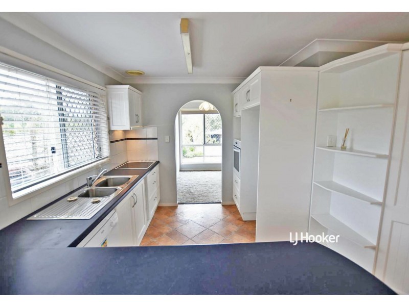 6 Poplar Place, Kallangur QLD 4503