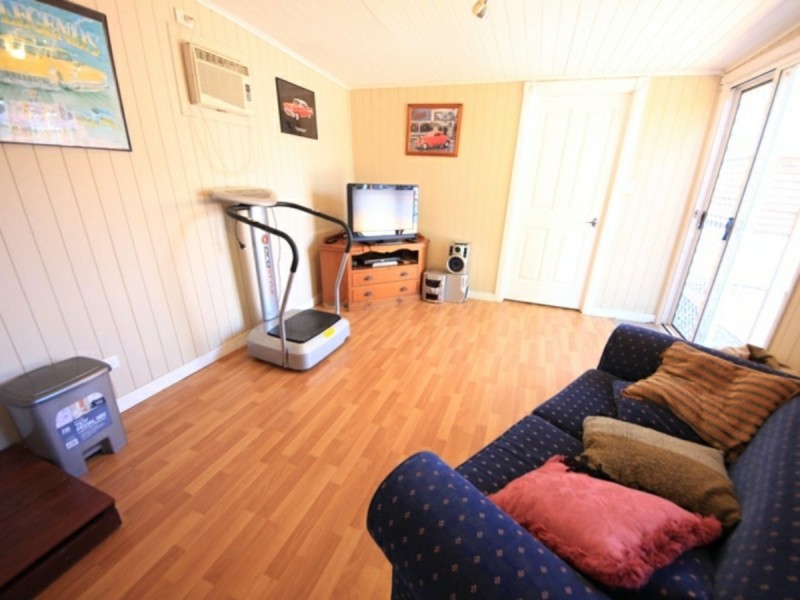 13 Wyllie Street, Petrie QLD 4502