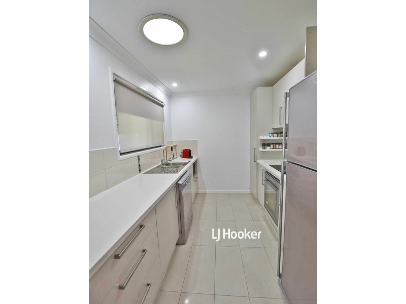 5 Teal Court, Kallangur QLD 4503