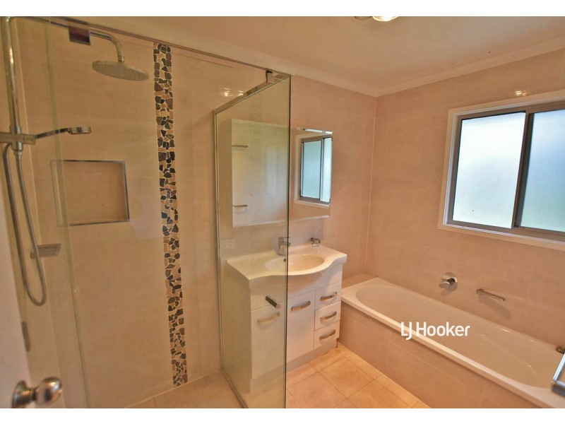 15 Shield Street, Kallangur QLD 4503