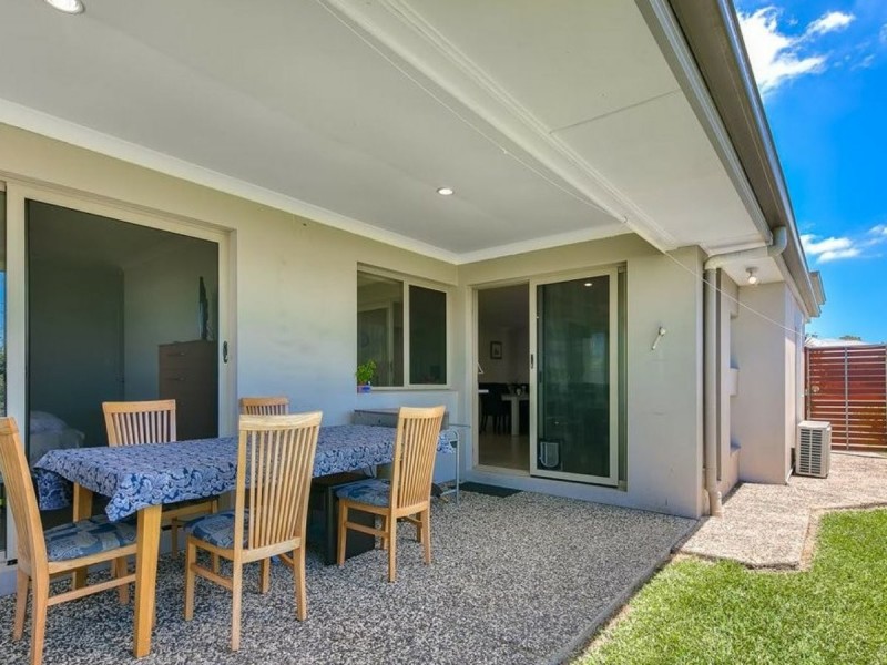 11 Lilly Crescent, Kallangur QLD 4503