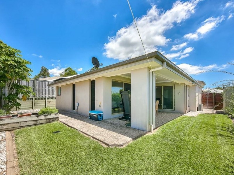 11 Lilly Crescent, Kallangur QLD 4503