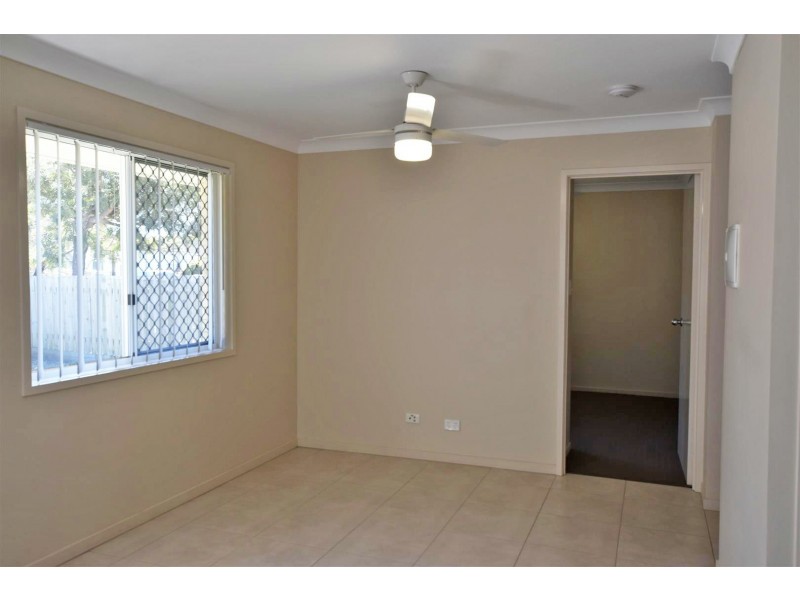 2/16 Baines Street, Kallangur QLD 4503