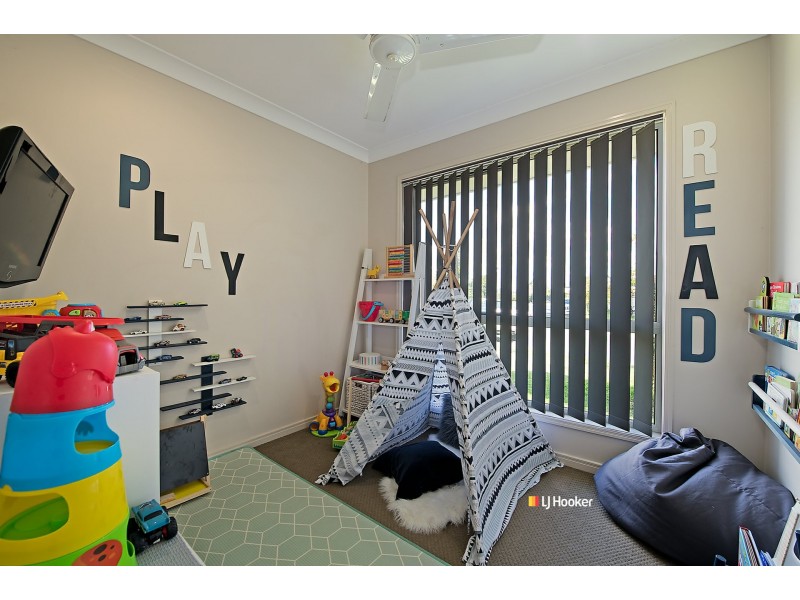 44 Champion Crescent, Griffin QLD 4503