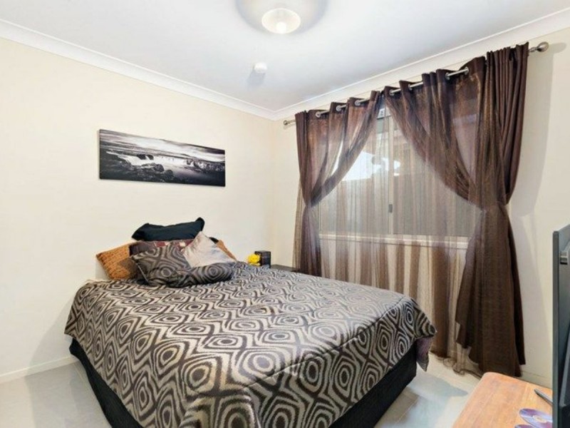 27 Diane Parade, Kallangur QLD 4503