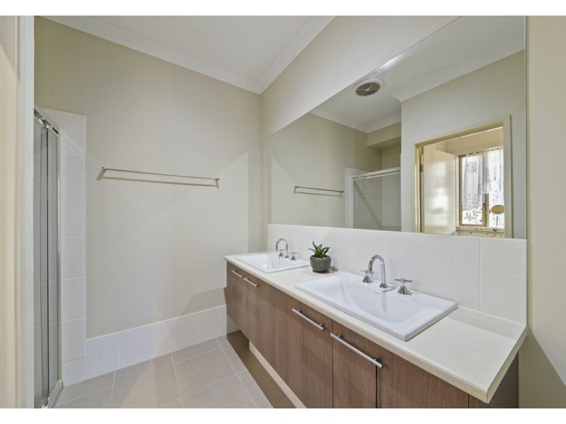 32 Pine Crest Drive, Kurwongbah QLD 4503