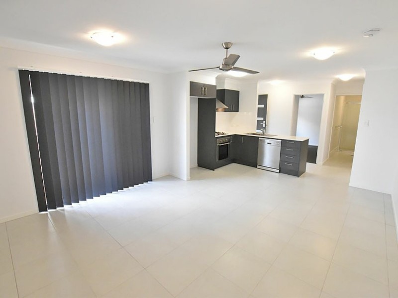 Unit 2/31 Balstrup Road North, Kallangur QLD 4503