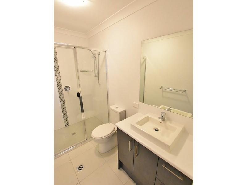 Unit 2/31 Balstrup Road North, Kallangur QLD 4503