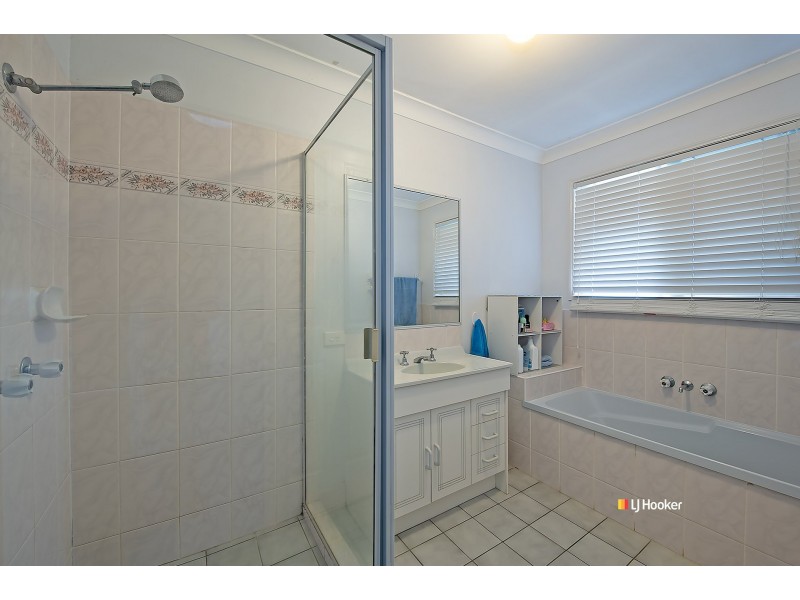 4 Maple Street, Kallangur QLD 4503