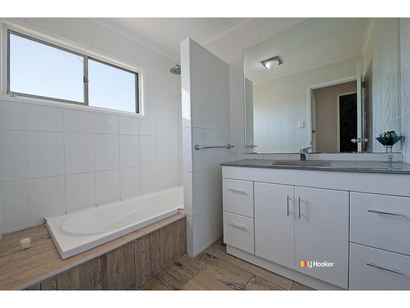 2 Bluegum Street, Kallangur QLD 4503