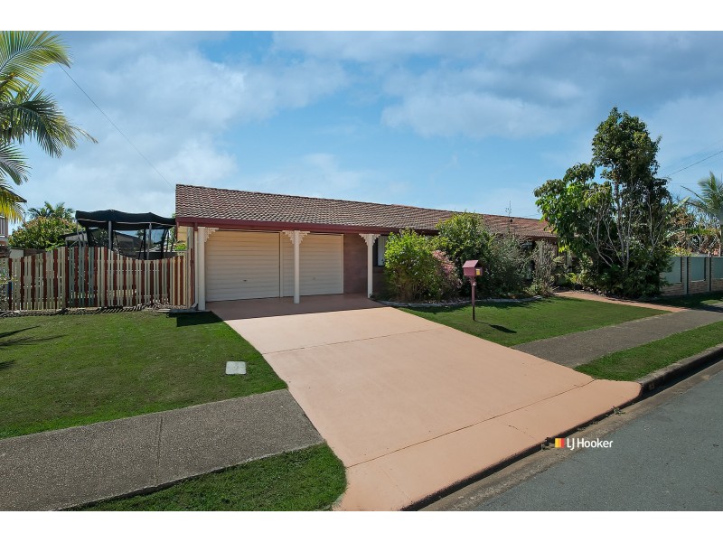 33 Brennan Parade, Strathpine QLD 4500