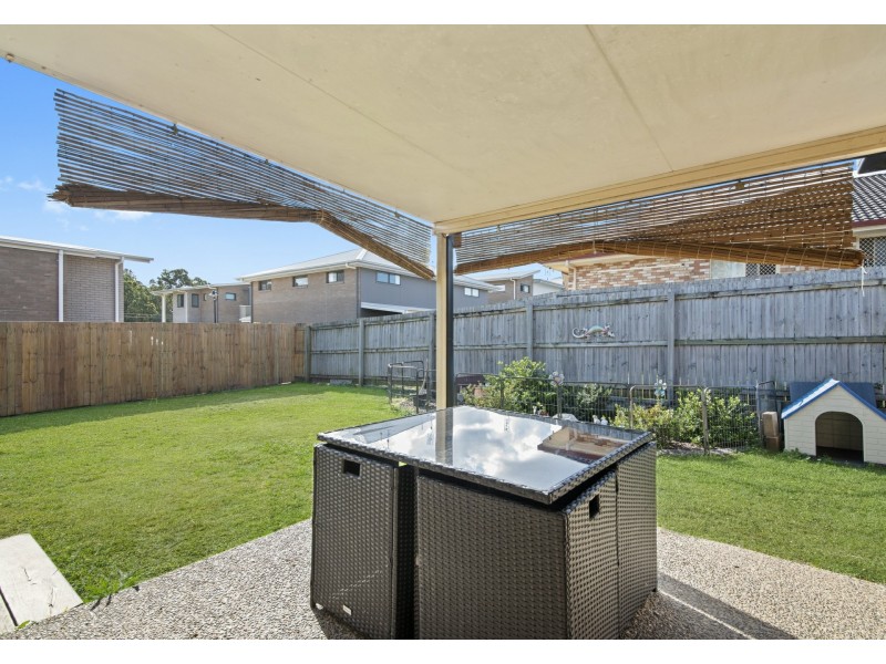 12 Outlook Court, Kallangur QLD 4503