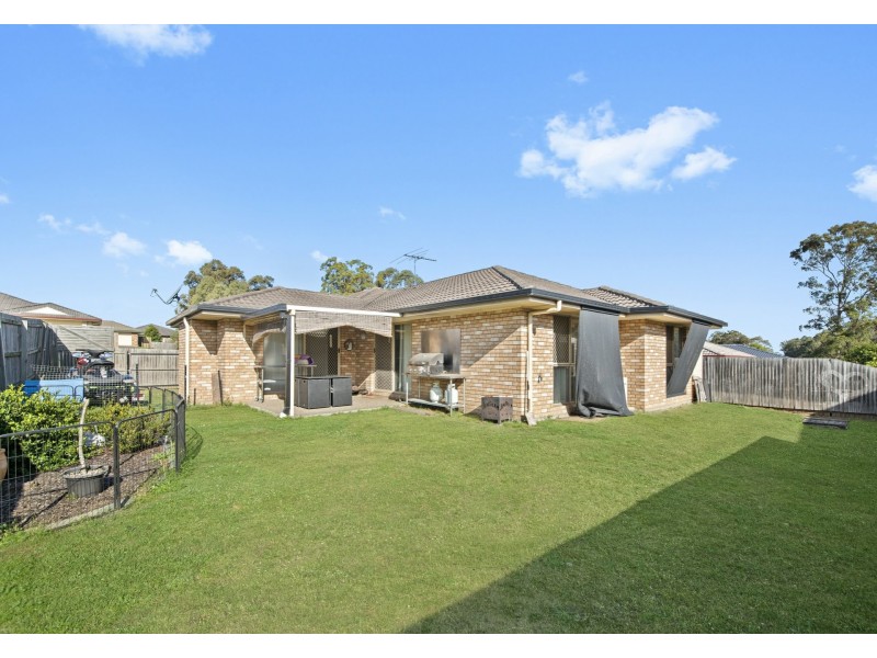 12 Outlook Court, Kallangur QLD 4503