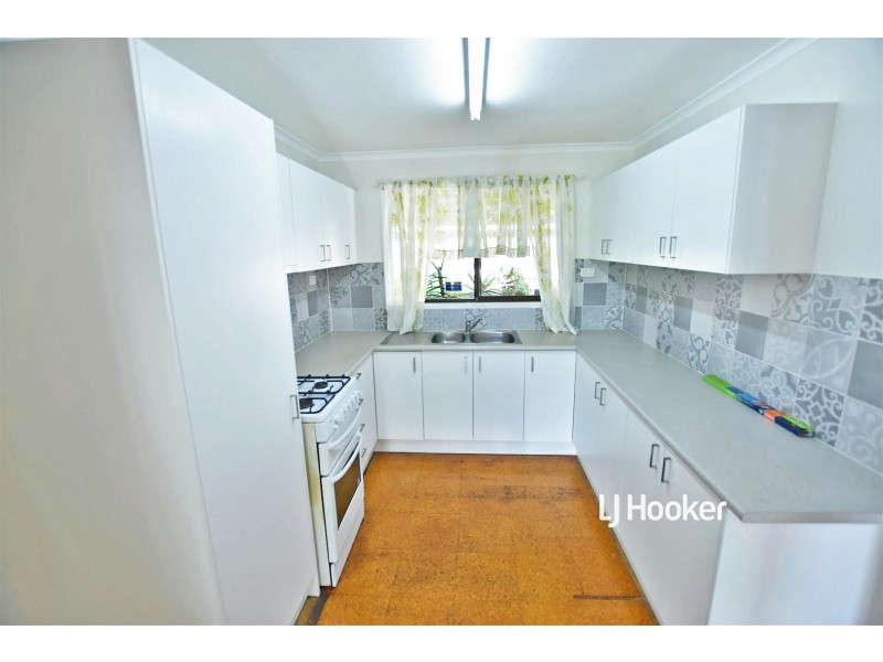 4 David Court, Kallangur QLD 4503