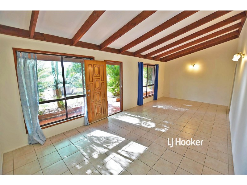 4 David Court, Kallangur QLD 4503