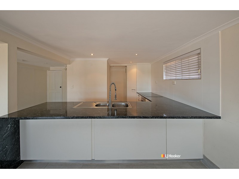 102 Gawain Road, Bracken Ridge QLD 4017