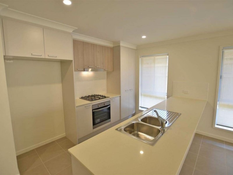 20 Gardenia Circuit, Dakabin QLD 4503