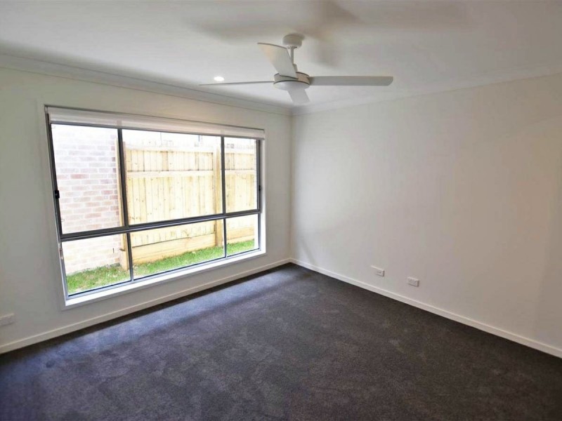 20 Gardenia Circuit, Dakabin QLD 4503