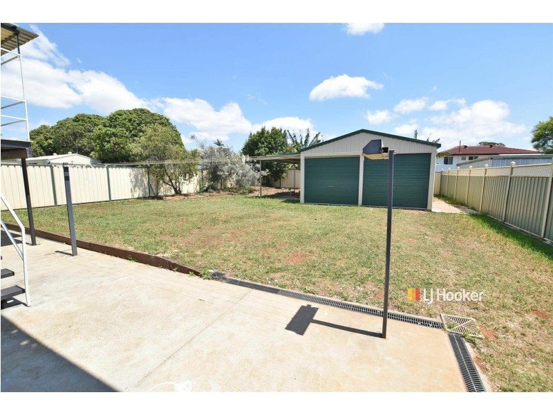 35 Ladybird Street, Kallangur QLD 4503