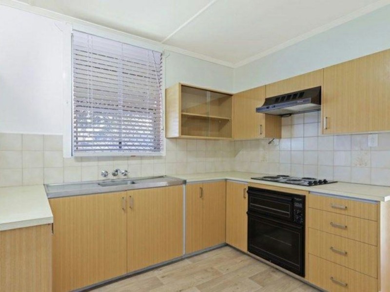 33 Kent Street, Kallangur QLD 4503