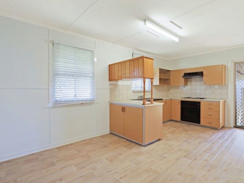 33 Kent Street, Kallangur QLD 4503